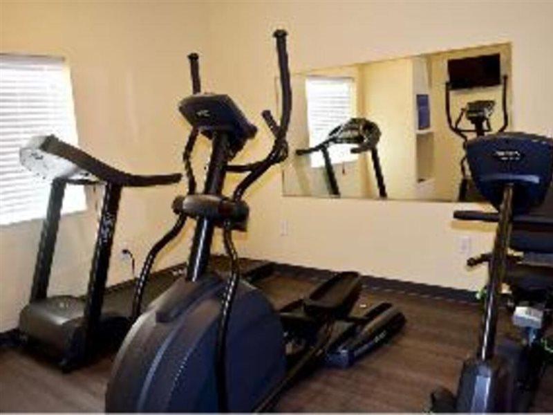 Days Inn & Suites By Wyndham Augusta Near Fort Eisenhower Ngoại thất bức ảnh