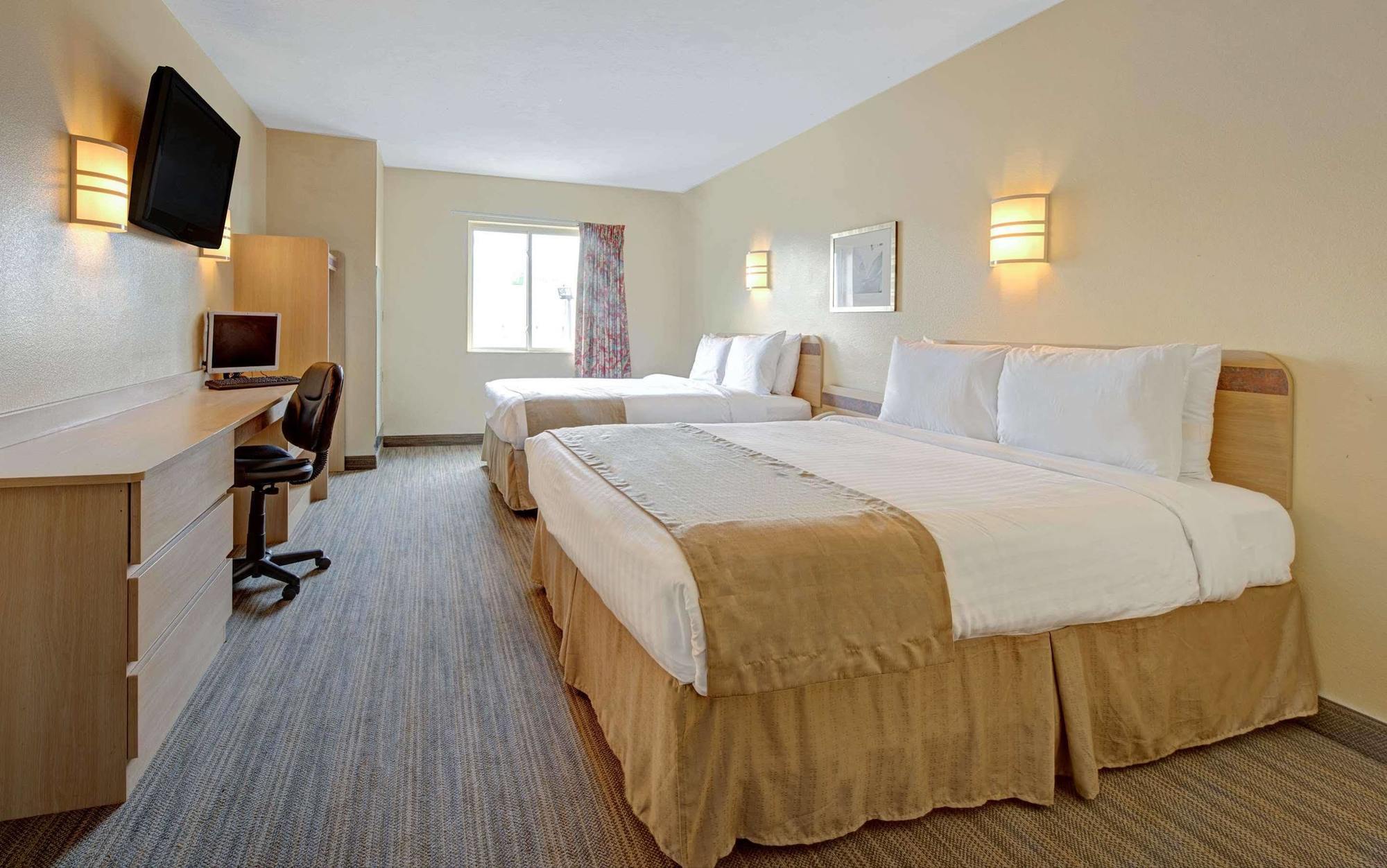 Days Inn & Suites By Wyndham Augusta Near Fort Eisenhower Ngoại thất bức ảnh