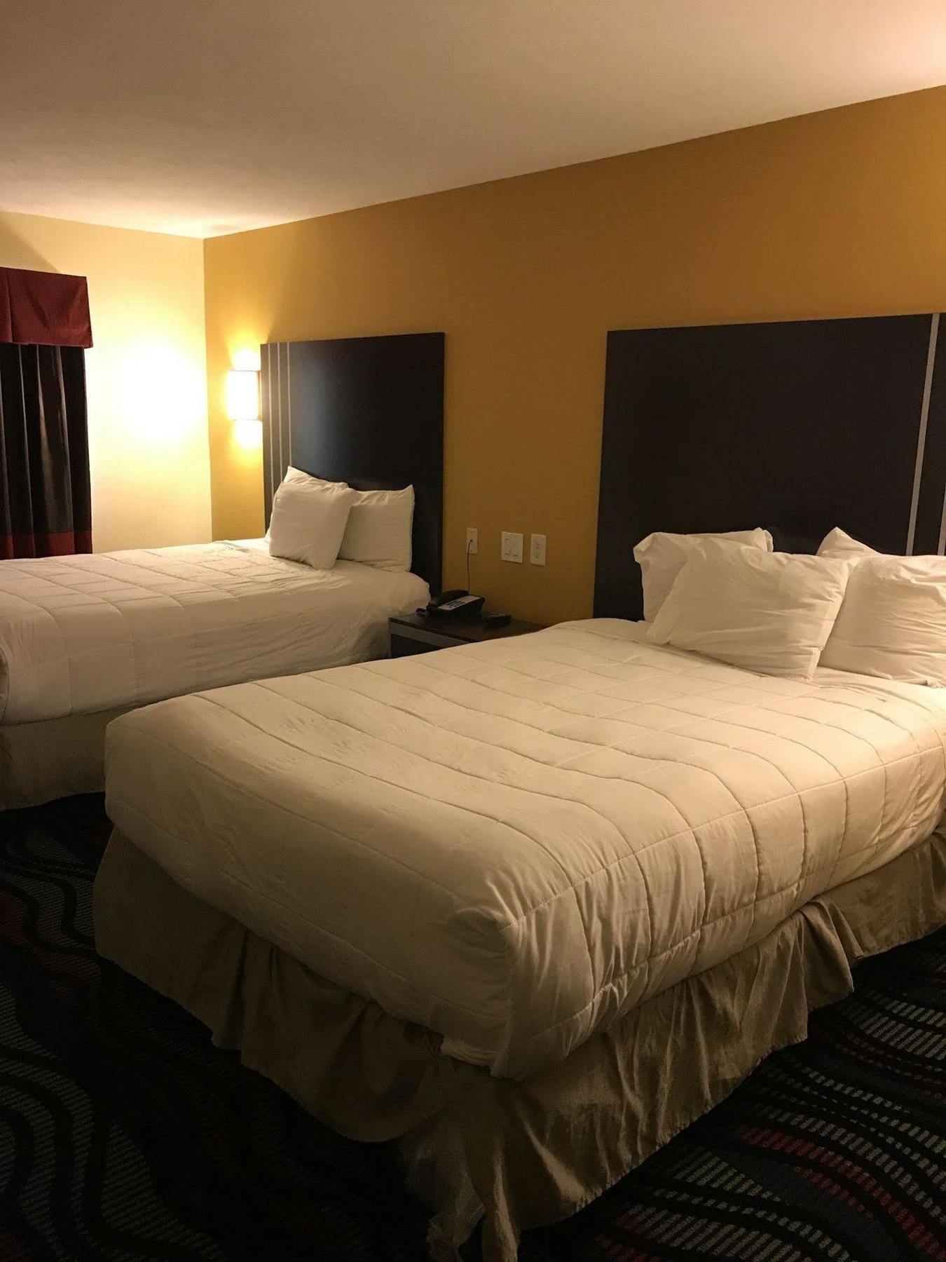 Days Inn & Suites By Wyndham Augusta Near Fort Eisenhower Ngoại thất bức ảnh